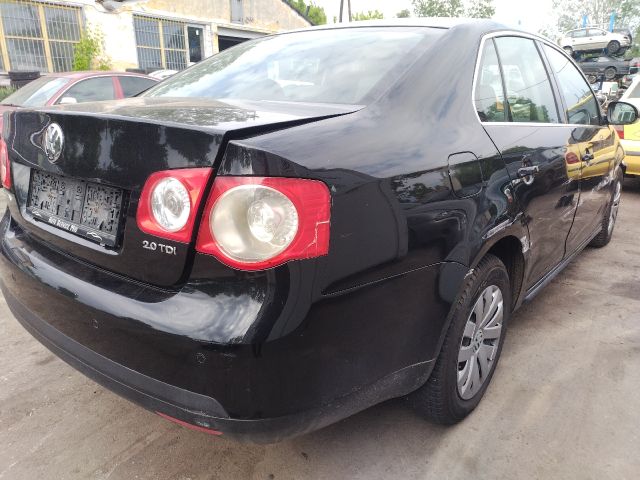 bontott VW JETTA Jobb Belső Hátsó Lámpa