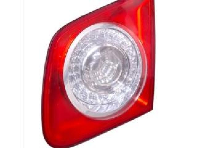 bontott VW JETTA Jobb Belső Hátsó Lámpa