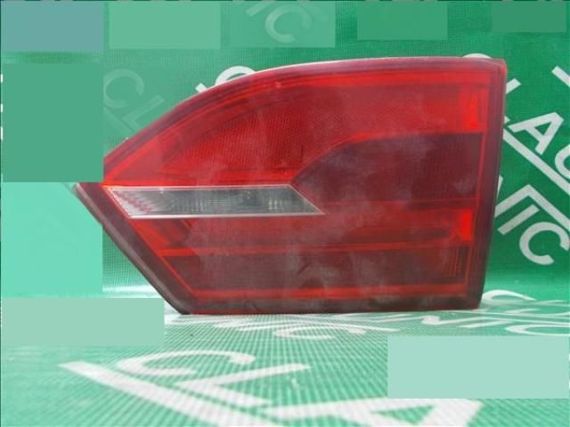 bontott VW JETTA Jobb Belső Hátsó Lámpa