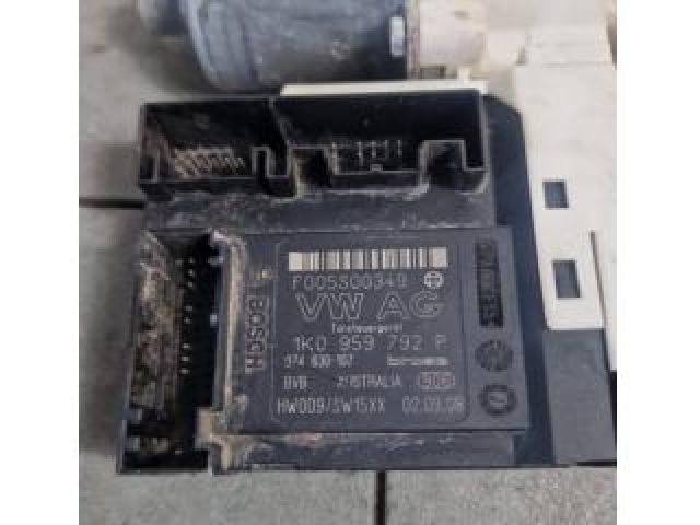 bontott VW JETTA Jobb első Ablakemelő Motor