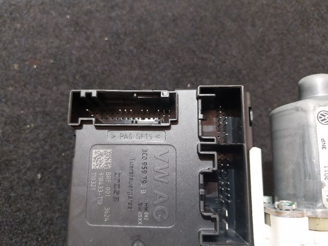 bontott VW JETTA Jobb első Ablakemelő Motor