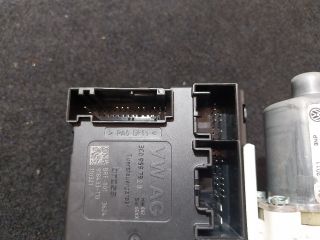 bontott VW JETTA Jobb első Ablakemelő Motor