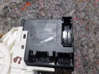 bontott VW JETTA Jobb első Ablakemelő Motor