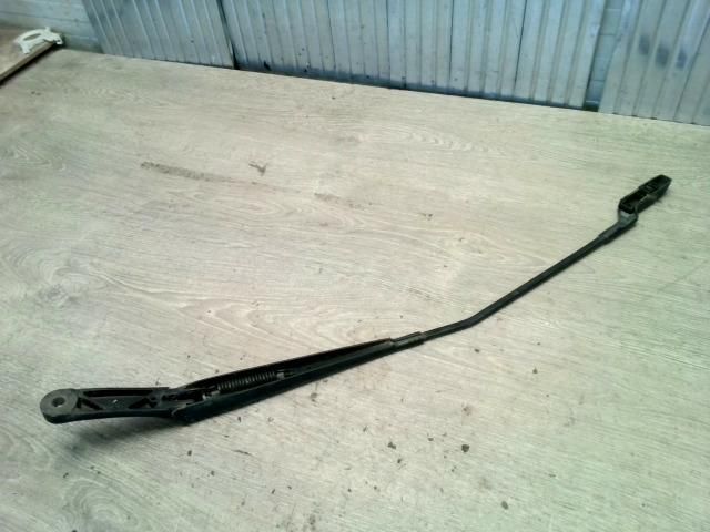 bontott VW JETTA Jobb első Ablaktörlő Kar