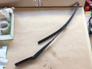 bontott VW JETTA Jobb első Ablaktörlő Kar