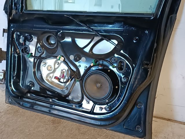 bontott VW JETTA Jobb első Ajtó (Részeivel)