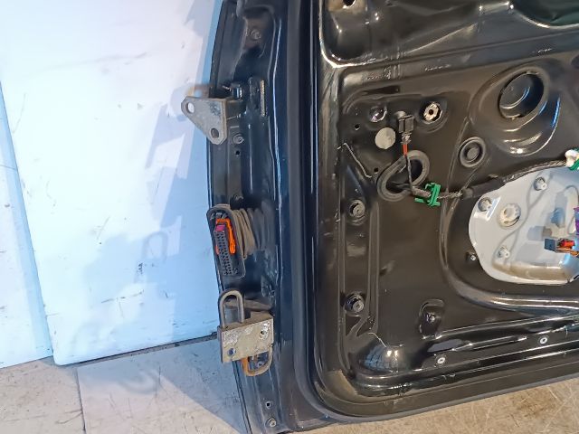 bontott VW JETTA Jobb első Ajtó (Részeivel)