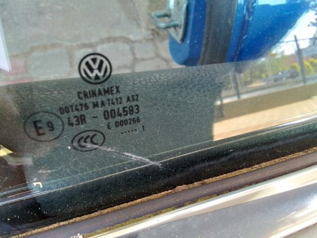 bontott VW JETTA Jobb első Ajtó (Részeivel)