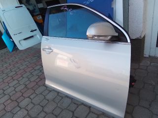 bontott VW JETTA Jobb első Ajtó (Részeivel)