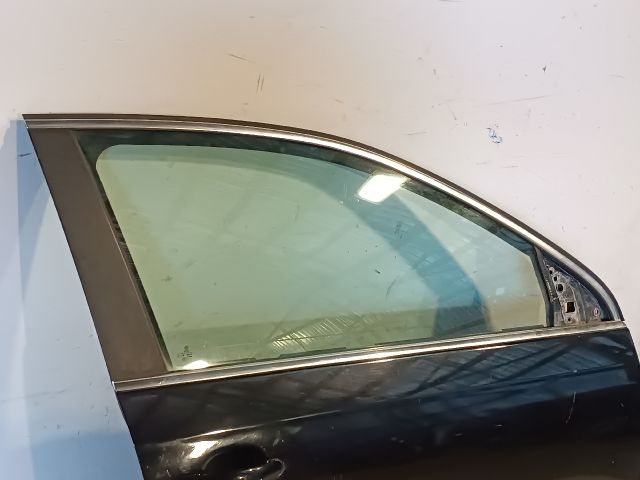 bontott VW JETTA Jobb első Ajtó (Részeivel)