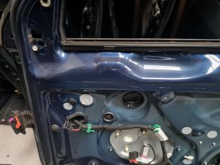 bontott VW JETTA Jobb első Ajtó (Üres lemez)