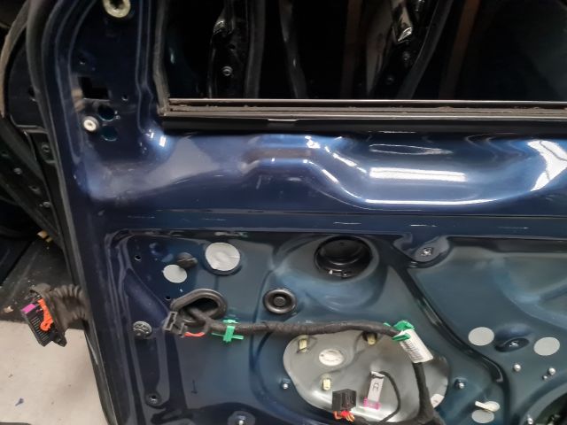 bontott VW JETTA Jobb első Ajtó (Üres lemez)