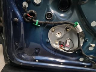 bontott VW JETTA Jobb első Ajtó (Üres lemez)