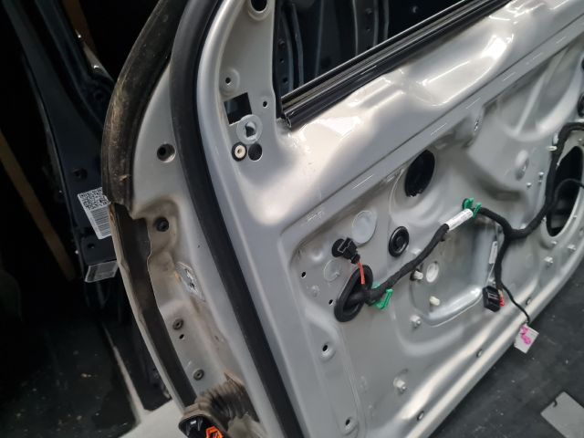 bontott VW JETTA Jobb első Ajtó (Üres lemez)