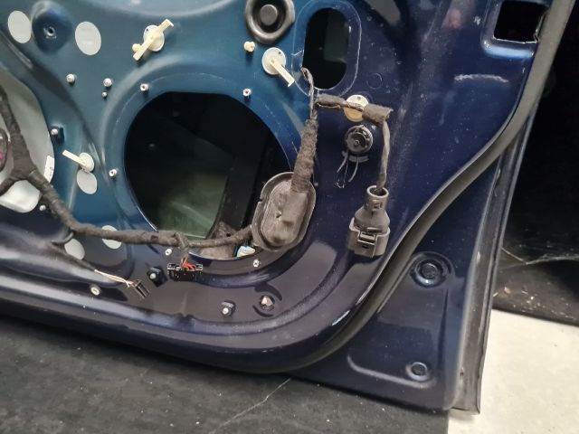 bontott VW JETTA Jobb első Ajtó (Üres lemez)