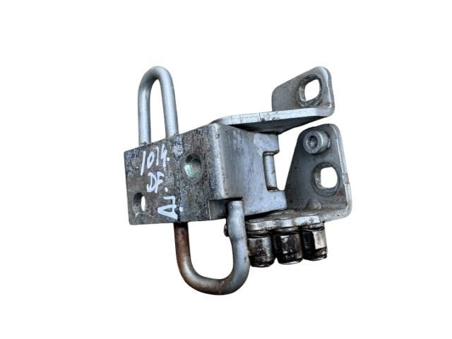 bontott VW JETTA Jobb első Alsó Zsanér