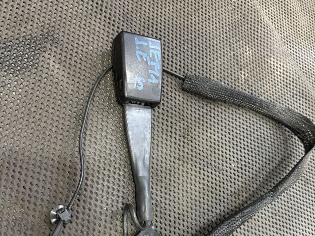 bontott VW JETTA Jobb első Biztonsági Öv Csat