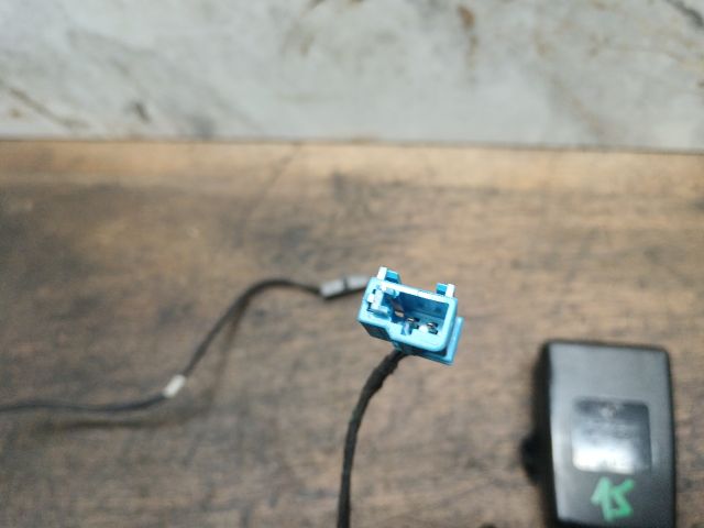 bontott VW JETTA Jobb első Biztonsági Öv Csat