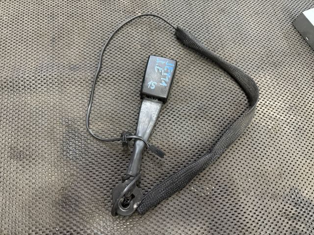 bontott VW JETTA Jobb első Biztonsági Öv Csat