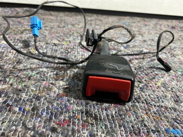 bontott VW JETTA Jobb első Biztonsági Öv Csat