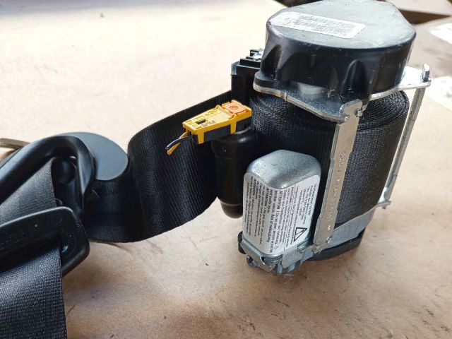 bontott VW JETTA Jobb első Biztonsági Öv