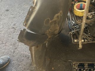 bontott VW JETTA Jobb első Dobbetét (Kerékjárati, Műanyag)