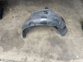 bontott VW JETTA Jobb első Dobbetét (Kerékjárati, Műanyag)