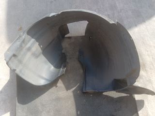 bontott VW JETTA Jobb első Első Dobbetét (Kerékjárati, Műanyag)