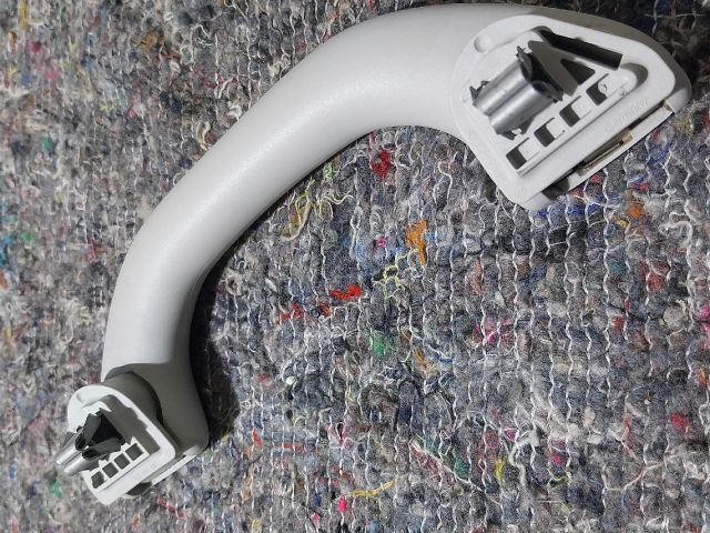 bontott VW JETTA Jobb első Kapaszkodó (Felső)