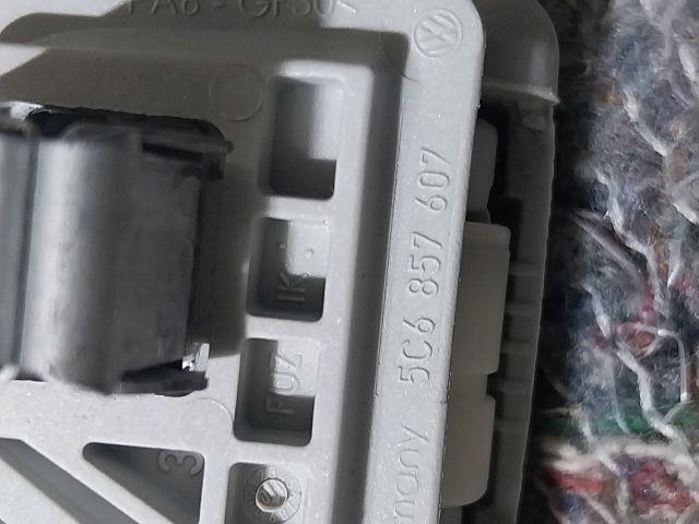 bontott VW JETTA Jobb első Kapaszkodó (Felső)