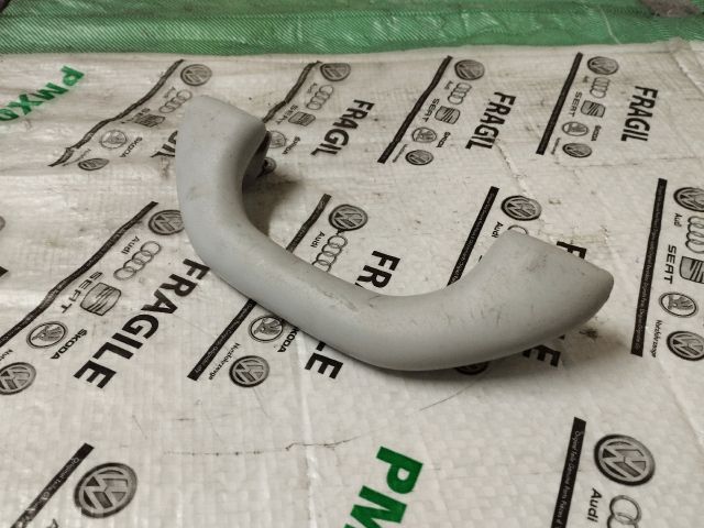 bontott VW JETTA Jobb első Kapaszkodó (Felső)