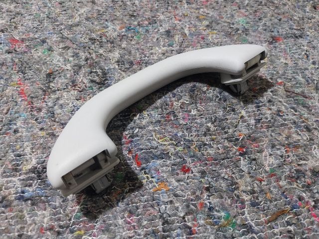 bontott VW JETTA Jobb első Kapaszkodó (Felső)