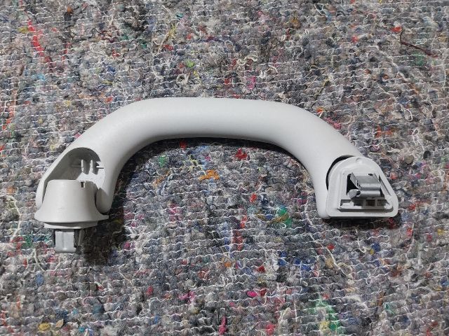 bontott VW JETTA Jobb első Kapaszkodó (Felső)