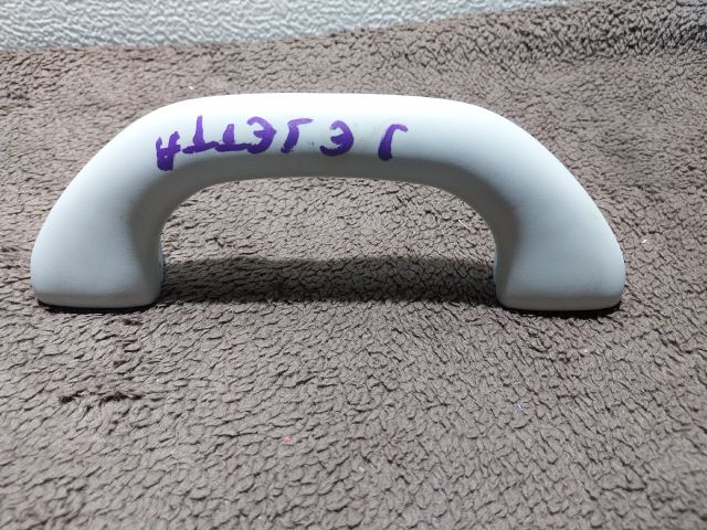 bontott VW JETTA Jobb első Kapaszkodó (Felső)