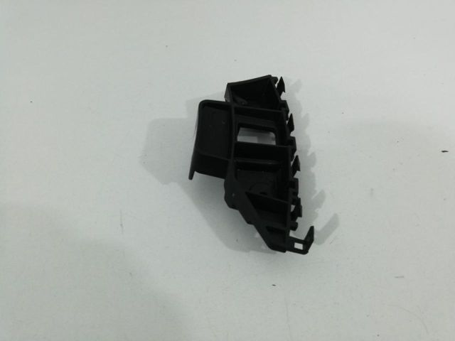 bontott VW JETTA Jobb első Oldal Lökhárító Tartó (Műanyag)