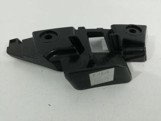 bontott VW JETTA Jobb első Oldal Lökhárító Tartó (Műanyag)