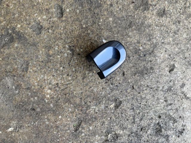 bontott VW JETTA Jobb első Zárbetét