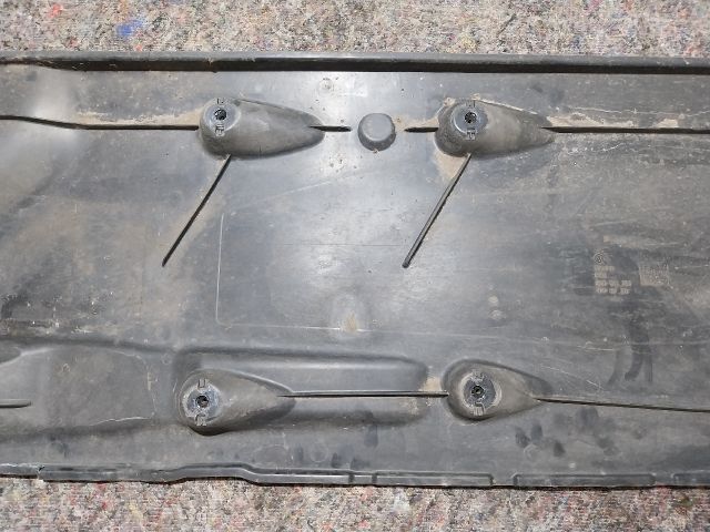 bontott VW JETTA Jobb Fenéklemez