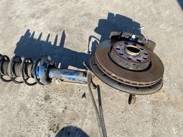 bontott VW JETTA Jobb Gólyaláb Csonkállvánnyal