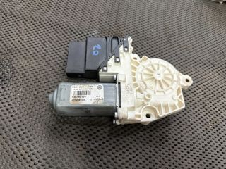 bontott VW JETTA Jobb hátsó Ablakemelő Motor