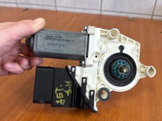 bontott VW JETTA Jobb hátsó Ablakemelő Motor