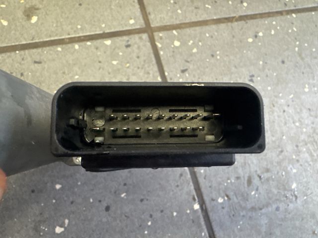 bontott VW JETTA Jobb hátsó Ablakemelő Motor