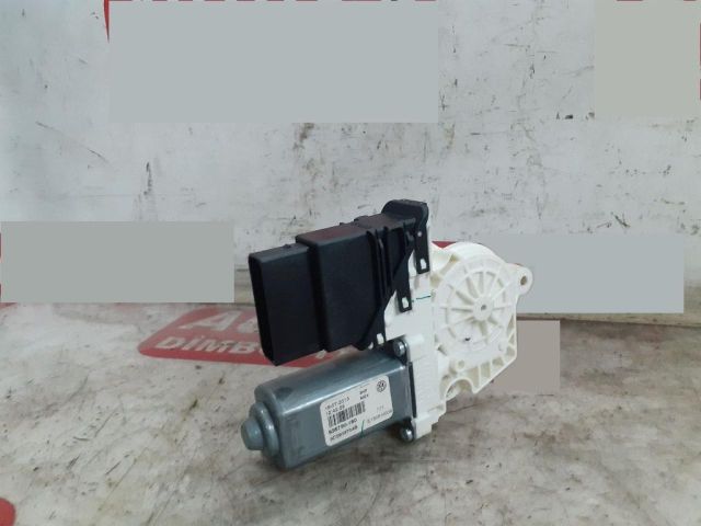 bontott VW JETTA Jobb hátsó Ablakemelő Motor