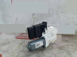bontott VW JETTA Jobb hátsó Ablakemelő Motor