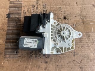 bontott VW JETTA Jobb hátsó Ablakemelő Motor
