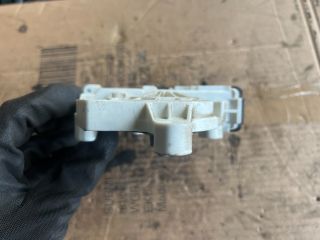 bontott VW JETTA Jobb hátsó Ablakemelő Motor