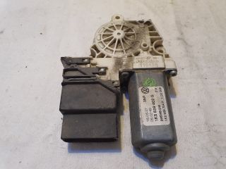 bontott VW JETTA Jobb hátsó Ablakemelő Motor