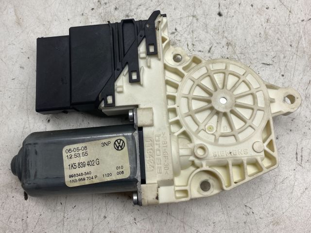 bontott VW JETTA Jobb hátsó Ablakemelő Motor