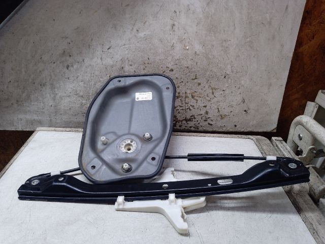 bontott VW JETTA Jobb hátsó Ablakemelő Szerkezet (Elektromos)