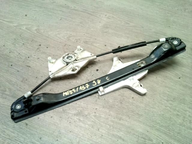 bontott VW JETTA Jobb hátsó Ablakemelő Szerkezet (Mechanikus)